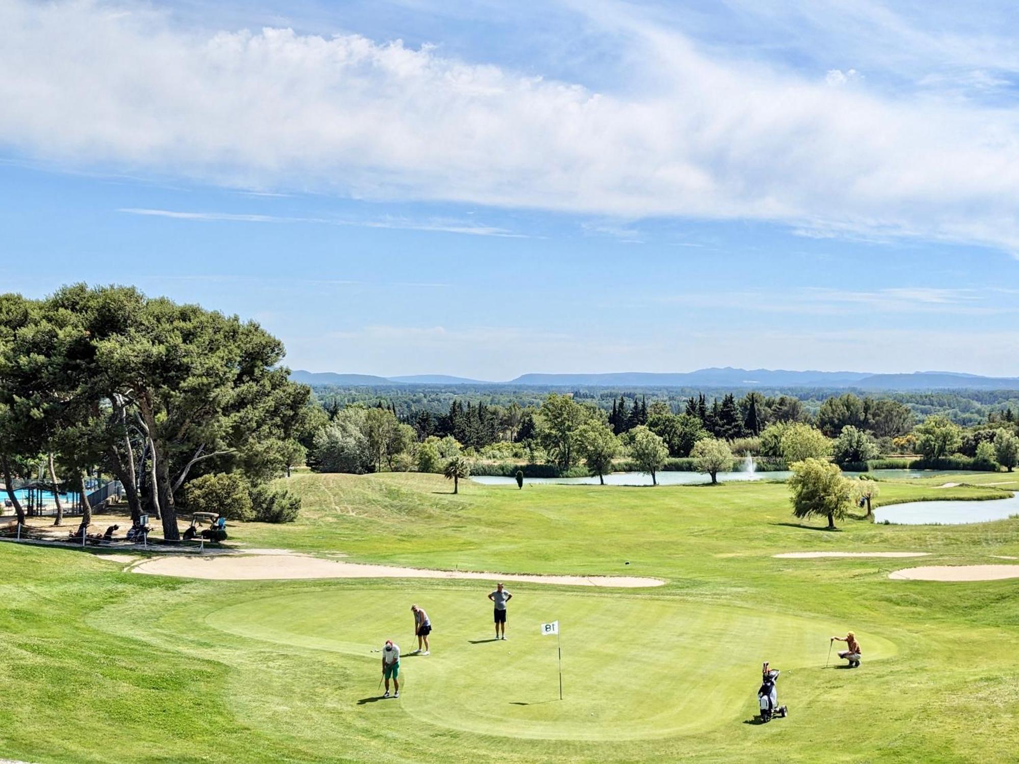 Allura Golf Appartement Saumane-de-Vaucluse Exteriör bild