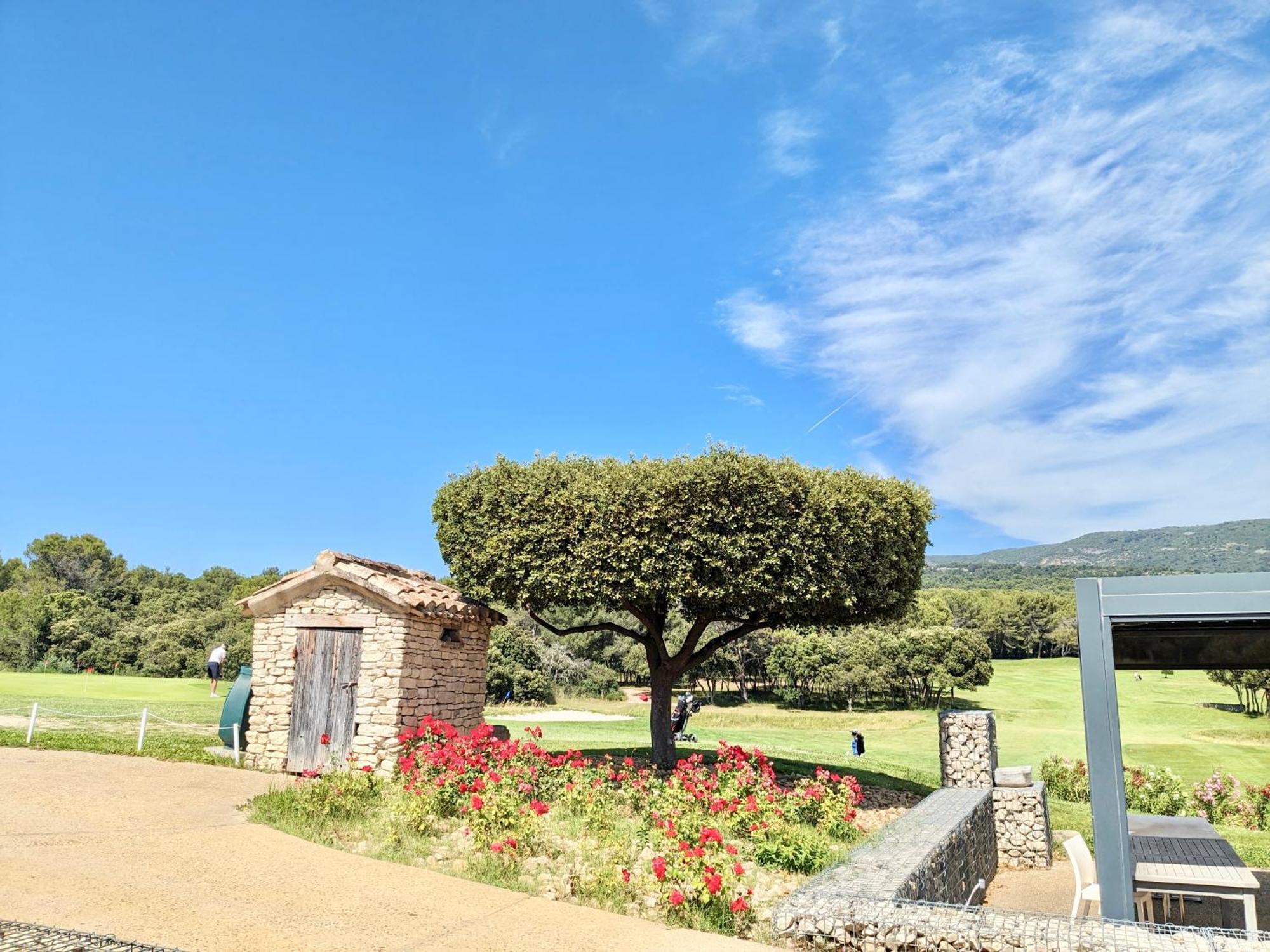 Allura Golf Appartement Saumane-de-Vaucluse Exteriör bild